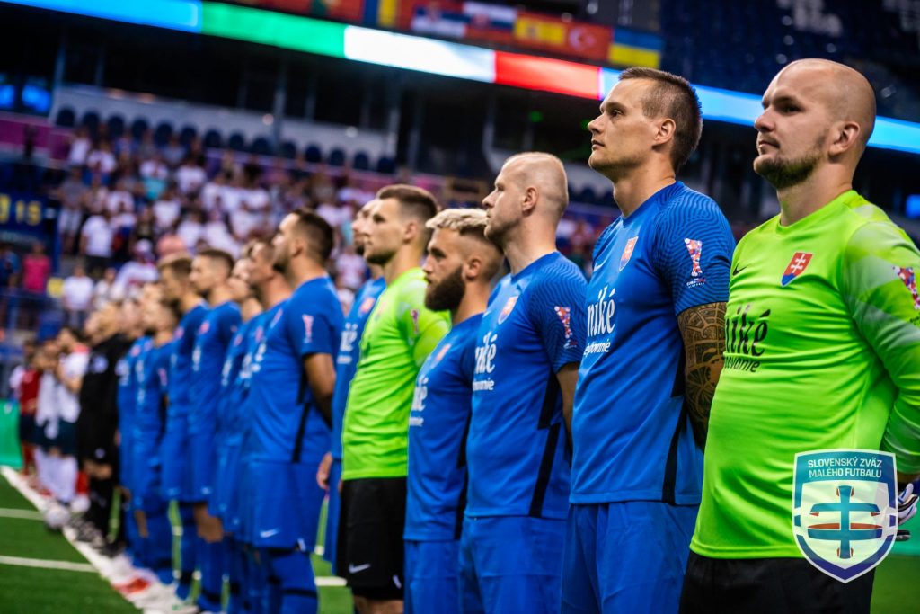 Hymna pred zápasom Slovensko - Taliansko
